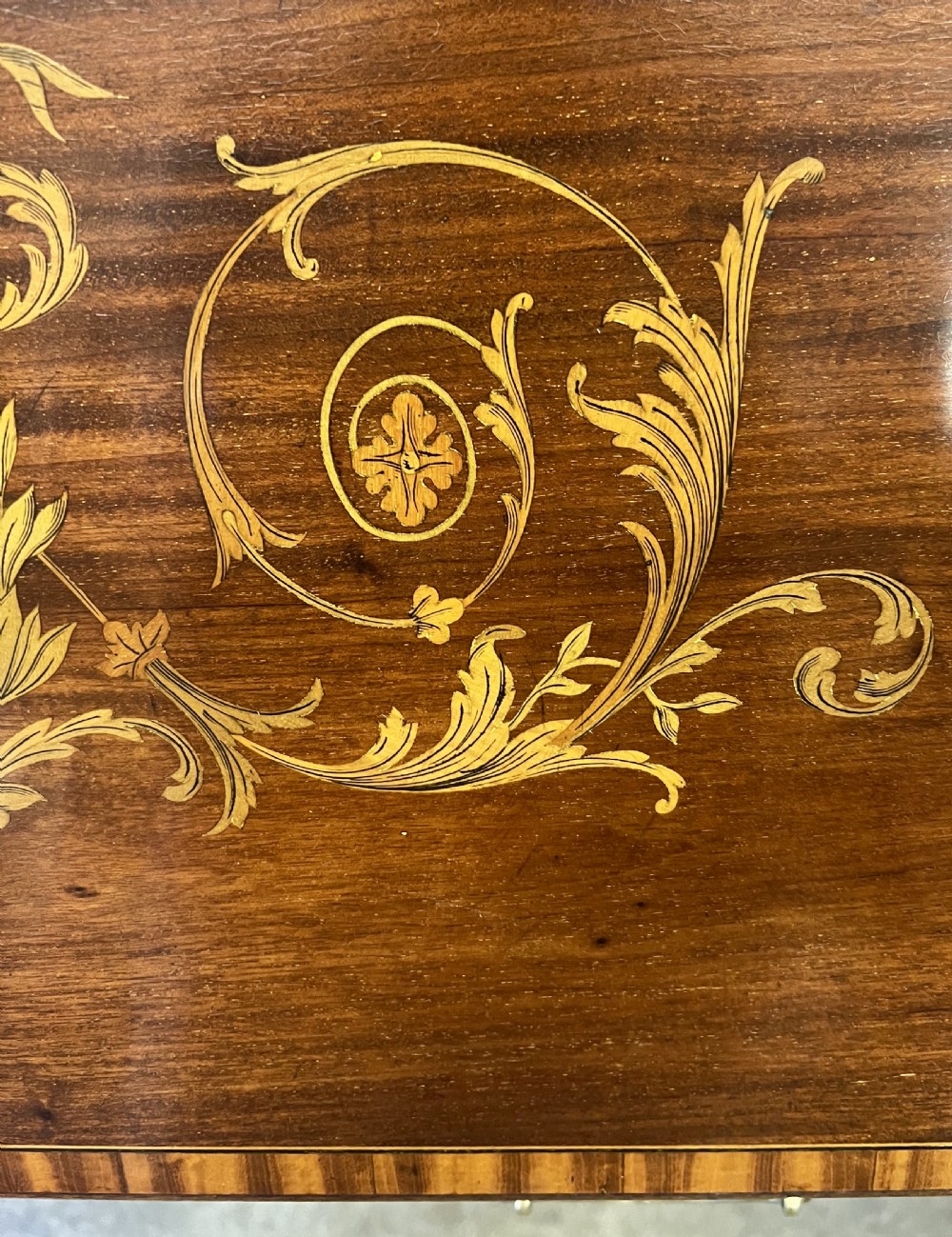 Good Quality Edwardian Inlaid Ladies Bureau View VI