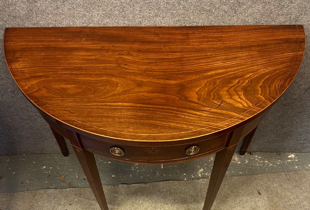 Georg III Mahogany Console Table View II