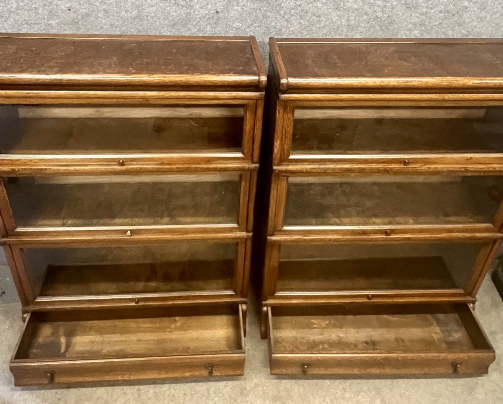 Pair of Globe Wernicke Oak Bookcases View III