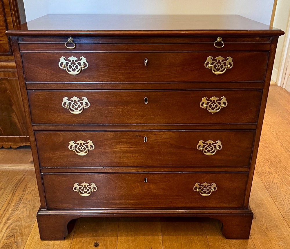Good Quality Small George III Mahogany Slide Chest of Drawers View II