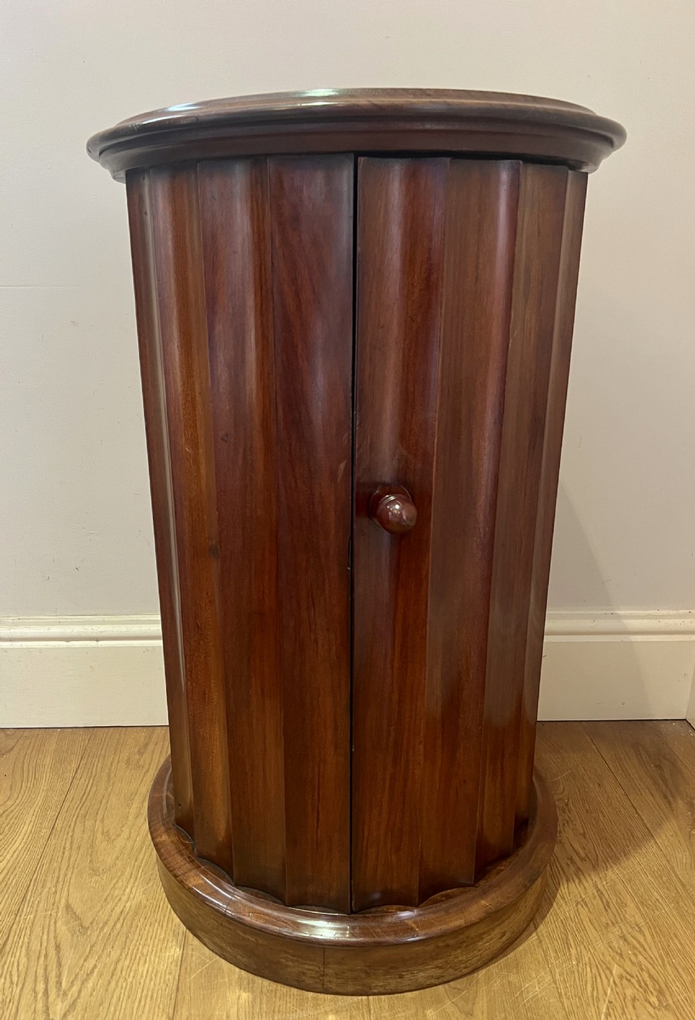Superior Size & Quality Victorian Mahogany Pedestal Cupboard