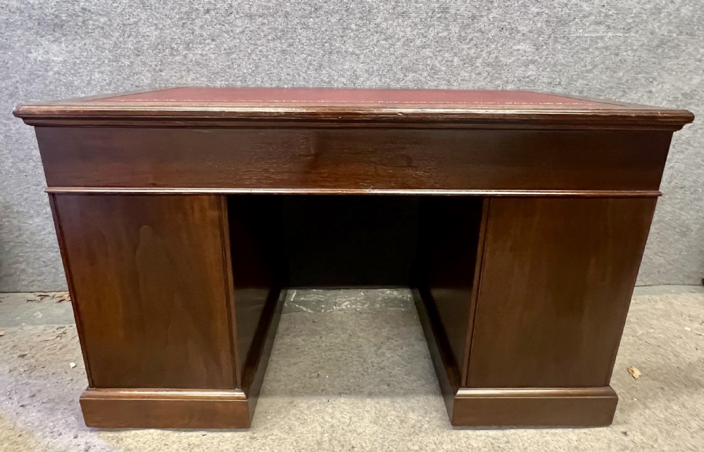 Victorian Mahogany Pedestal Desk View VII