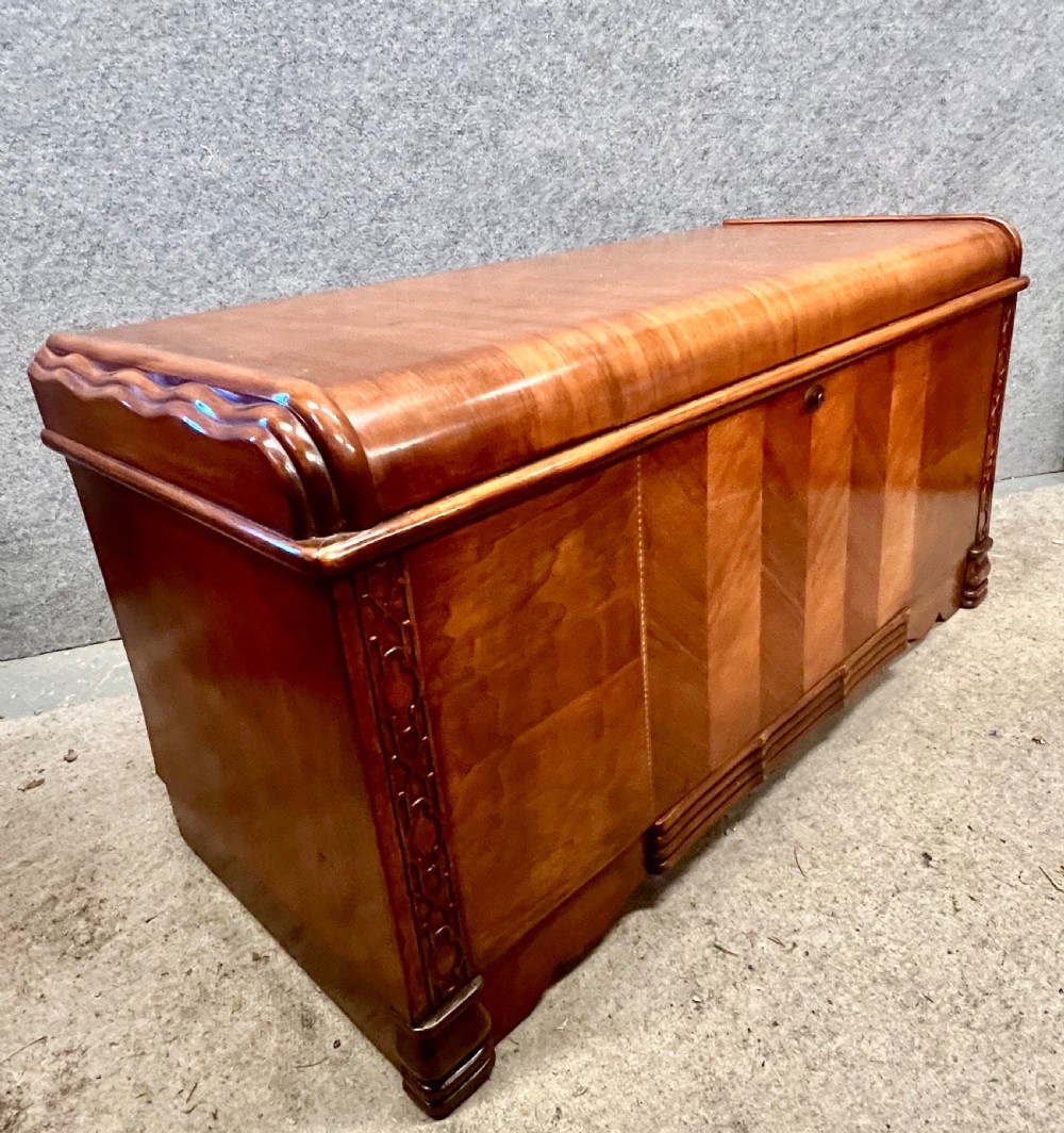 Art Deco Walnut Ottoman Trunk