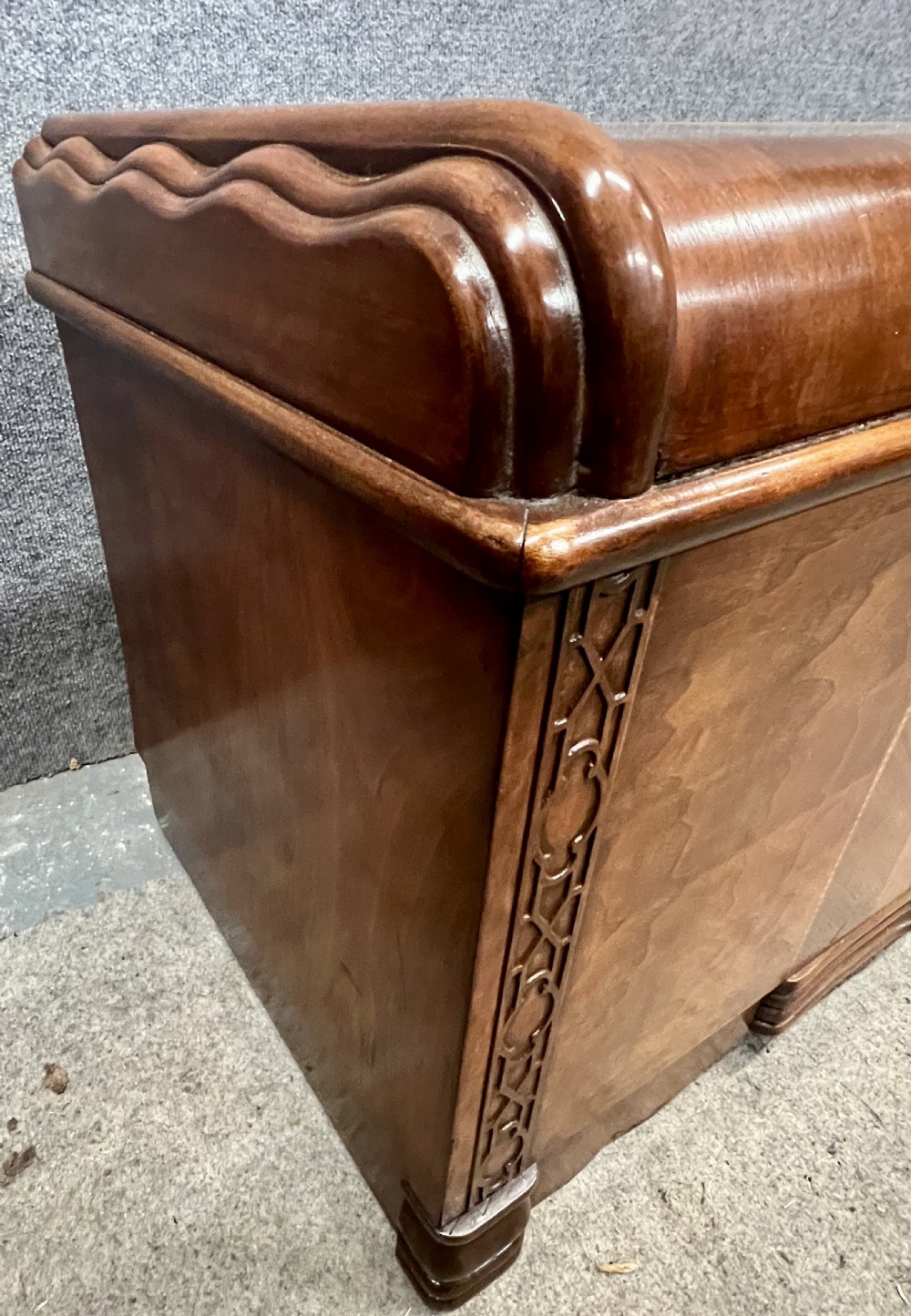 Art Deco Walnut Ottoman Trunk View III