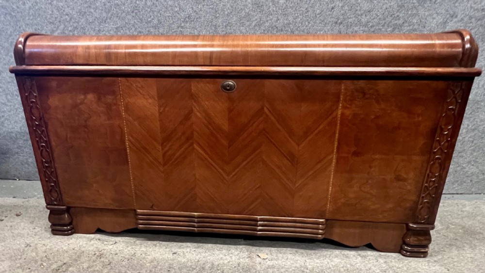 Art Deco Walnut Ottoman Trunk View VI