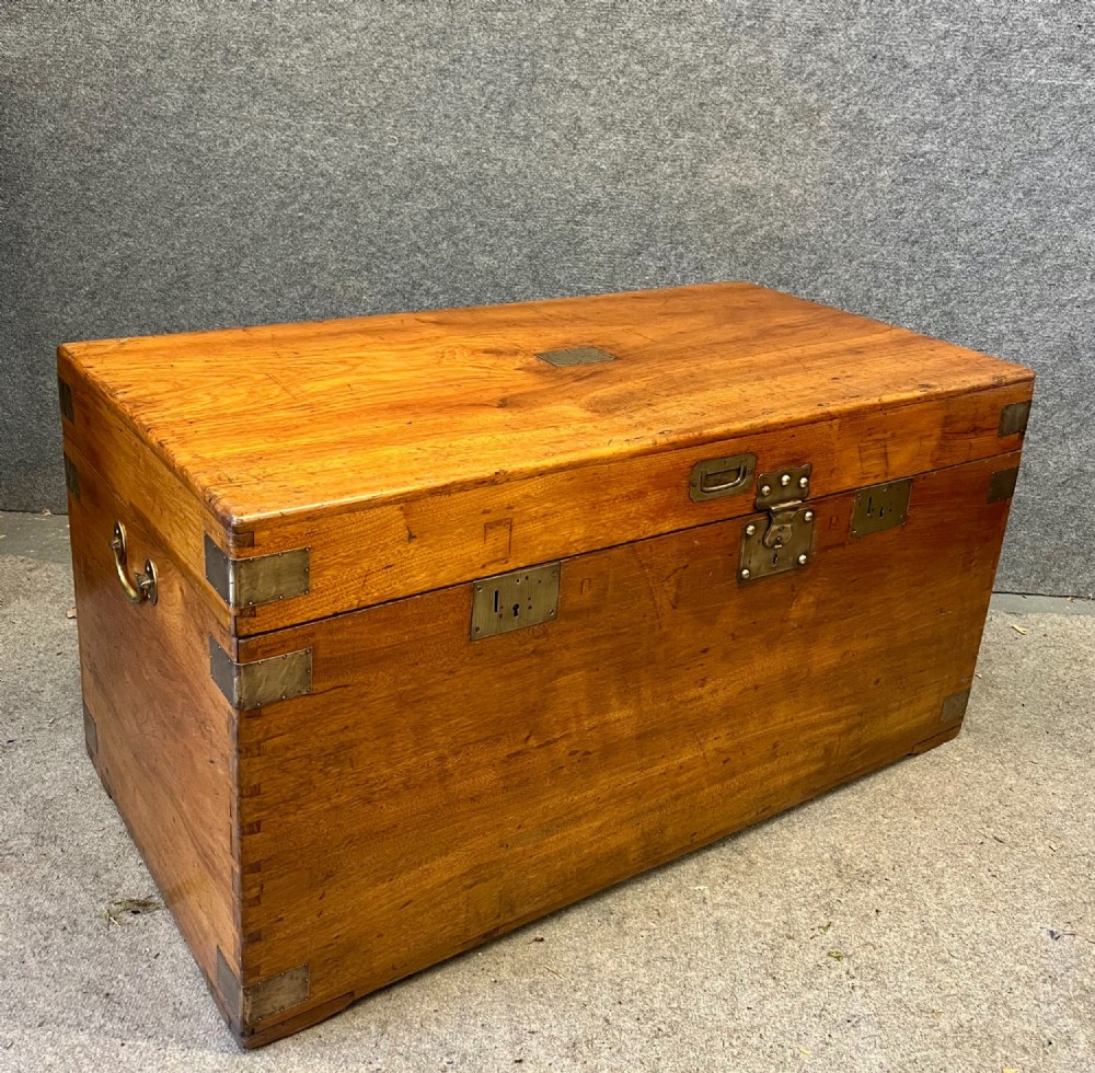 Large Camphor Campaign Trunk