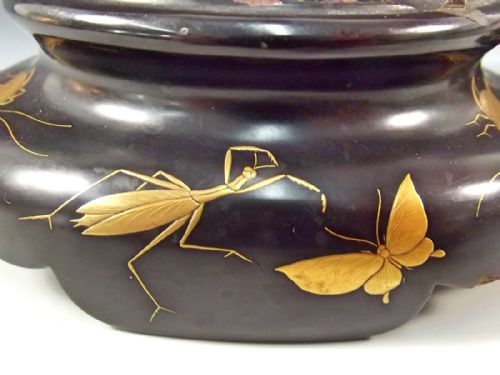 PR JAPANESE LACQUER STANDS GILDED WITH INSECTS MEIJI PERIOD - ADDITIONAL PHOTO 2