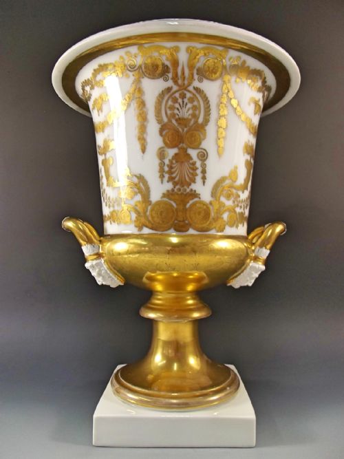 LARGE FRENCH PORCELAIN URN PAINTED WITH TAVERN SCENE C1830 - ADDITIONAL PHOTO 3