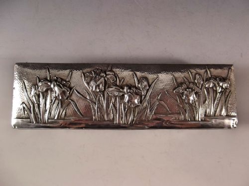 JAPANESE SILVER HARDWOOD IRIS TRINKET BOX - ADDITIONAL PHOTO 1