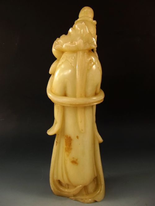 LARGE CHINESE CARVED SOAPSTONE FIGURE OF GUANYIN - ADDITIONAL PHOTO 2