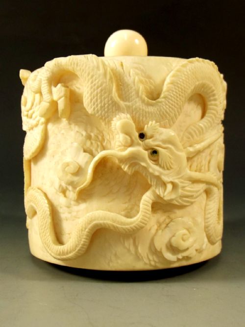 JAPANESE IVORY LIDDED DRAGON POT MEIJI PERIOD - ADDITIONAL PHOTO 2