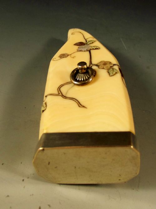 JAPANESE MEIJI PERIOD IVORY SHIBAYAMA SILVER TOGGLE - ADDITIONAL PHOTO 4