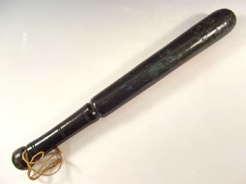 VICTORIAN PAINTED GILDED POLICMANS TRUNCHEON - ADDITIONAL PHOTO 2
