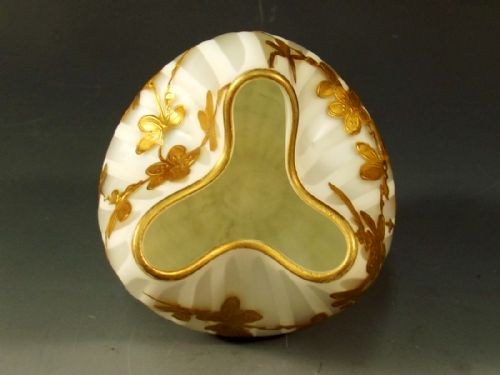 STOURBRIDGE SATIN GLASS POSY BOWL WITH GILT DECORATION - ADDITIONAL PHOTO 3