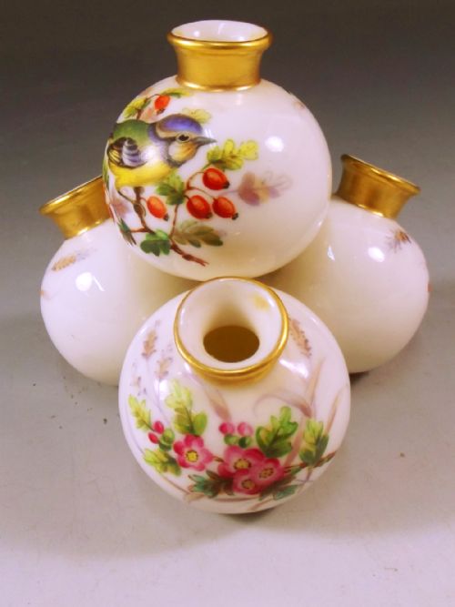ROYAL WORCESTER PAINTED PORCELAIN SPILL VASE - ADDITIONAL PHOTO 1