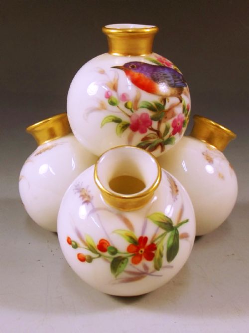 ROYAL WORCESTER PAINTED PORCELAIN SPILL VASE - ADDITIONAL PHOTO 2