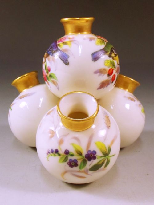 ROYAL WORCESTER PAINTED PORCELAIN SPILL VASE - ADDITIONAL PHOTO 3