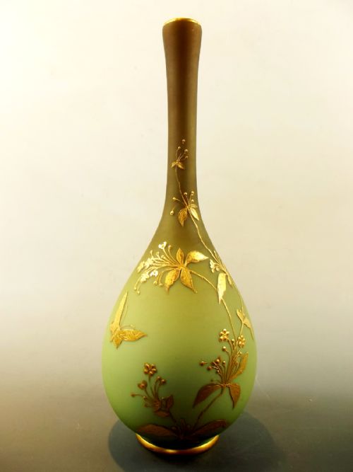 thomas webb glass vase with gilt decoration - CATEGORY: ANTIQUE GLASS - DATED 1890