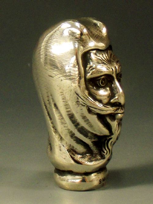 19TH CENTURY STERLING SILVER CANE HANDLE OF MESTOPHELES - ADDITIONAL PHOTO 2