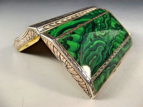 19TH CENTURY CONTINENTAL SILVER MALACHITE SNUFF BOX - ADDITIONAL PHOTO 8