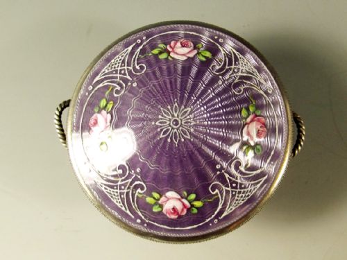 CHARMING CONTINENTAL STERLING SILVER ENAMEL BASKET PILL BOX 1911 - ADDITIONAL PHOTO 2