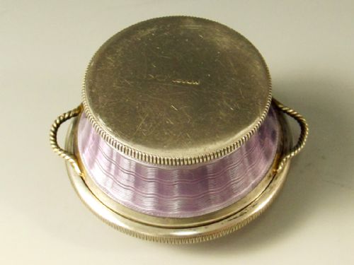 CHARMING CONTINENTAL STERLING SILVER ENAMEL BASKET PILL BOX 1911 - ADDITIONAL PHOTO 7