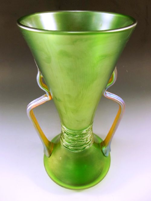 LARGE LOETZ IRIDESCENT GREEN GLASS VASE C1900 - ADDITIONAL PHOTO 1