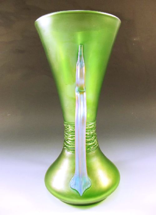 LARGE LOETZ IRIDESCENT GREEN GLASS VASE C1900 - ADDITIONAL PHOTO 2