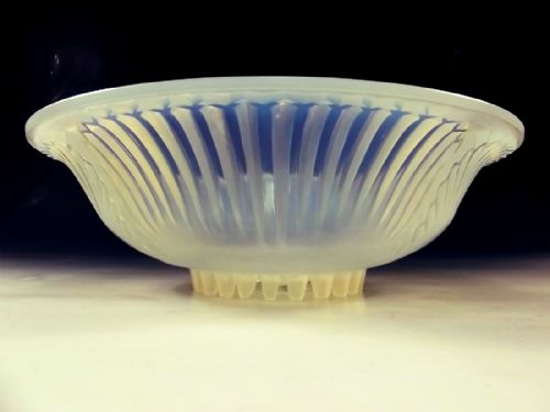 R LALIQUE OPALESCENT GLASS MONTIGNY BOWL - ADDITIONAL PHOTO 1