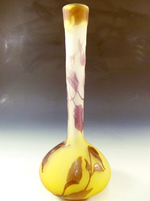 EMILE GALLE 3 COLOUR CLEMATIS CAMEO GLASS VASE C1900 - ADDITIONAL PHOTO 1