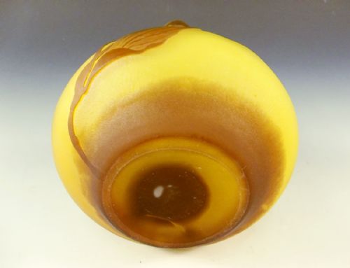 EMILE GALLE 3 COLOUR CLEMATIS CAMEO GLASS VASE C1900 - ADDITIONAL PHOTO 6