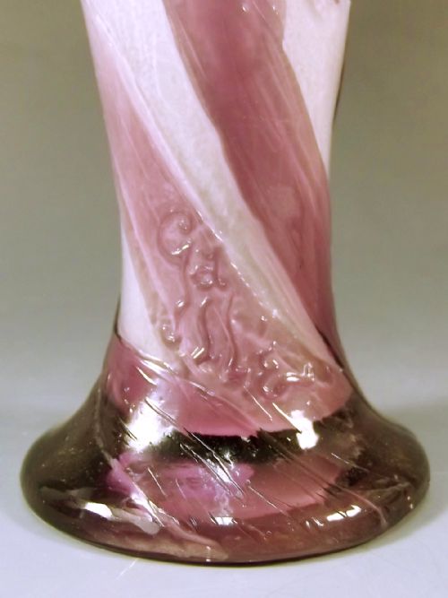 EMILE GALLE MARTELLE MAUVE PUG IRIS CAMEO GLASS VASE - ADDITIONAL PHOTO 5