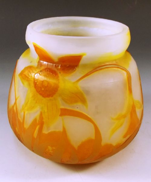 emile galle 3 colour daffodil landscape cameo glass vase - CATEGORY: ANTIQUE VASES - DATED 1900