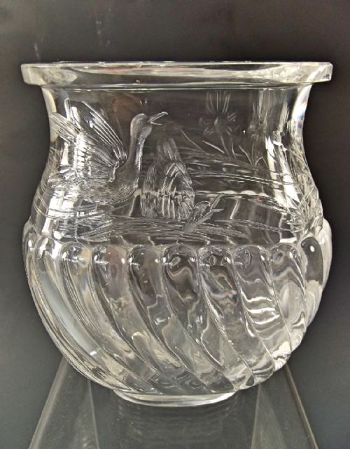 baccarat rock crystal cut glass vase geese on a pond - CATEGORY: ANTIQUE GLASS - DATED 1880