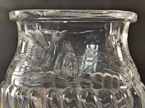 BACCARAT ROCK CRYSTAL CUT GLASS VASE GEESE ON A POND - ADDITIONAL PHOTO 2