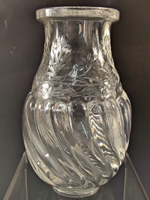 BACCARAT ROCK CRYSTAL CUT GLASS VASE GEESE ON A POND - ADDITIONAL PHOTO 3