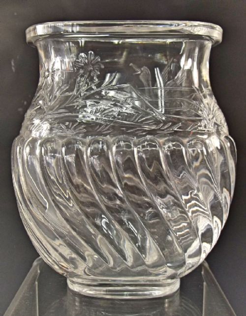 BACCARAT ROCK CRYSTAL CUT GLASS VASE GEESE ON A POND - ADDITIONAL PHOTO 4