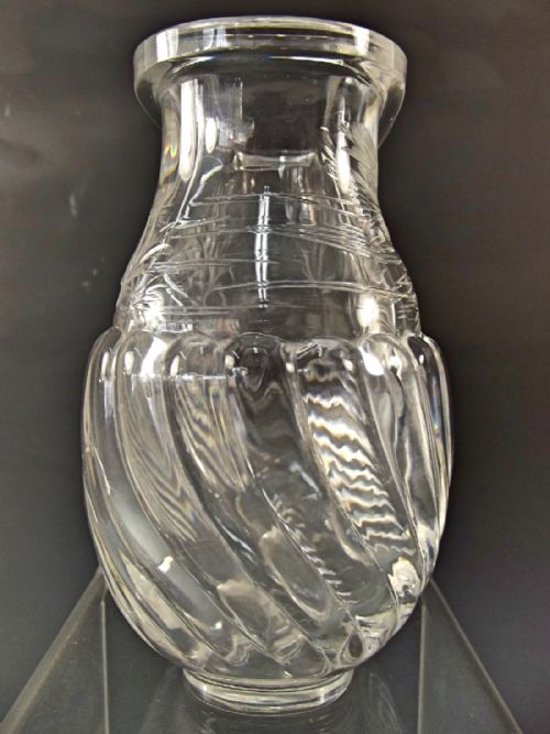 BACCARAT ROCK CRYSTAL CUT GLASS VASE GEESE ON A POND - ADDITIONAL PHOTO 5