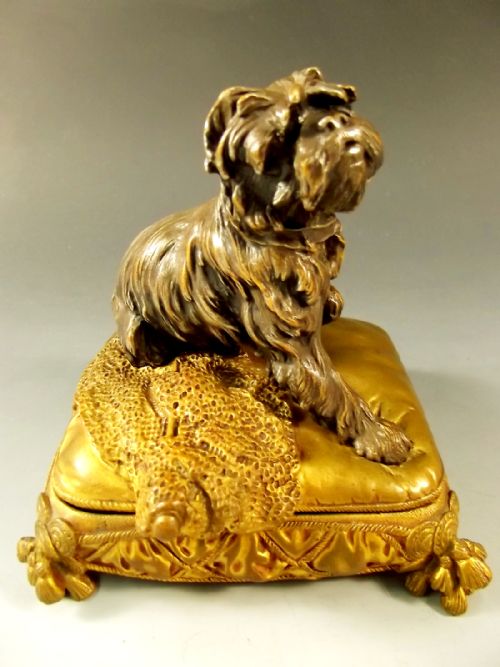 19TH CENTURY FRENCH ORMOLU TERRIER DOG TRINKET BOX - ADDITIONAL PHOTO 2