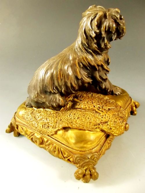 19TH CENTURY FRENCH ORMOLU TERRIER DOG TRINKET BOX - ADDITIONAL PHOTO 4