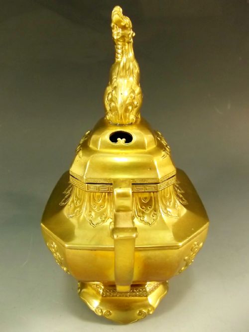 19TH CENTURY CHINESE POLISHED BRONZE KORO COVER - ADDITIONAL PHOTO 3