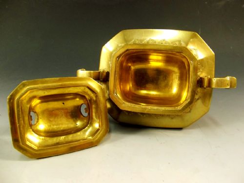19TH CENTURY CHINESE POLISHED BRONZE KORO COVER - ADDITIONAL PHOTO 6