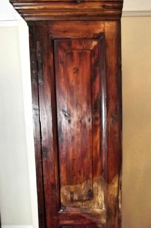 EARLY 18TH CENTURY WALNUT CONTINENTAL CUPBOARD WITH DRAWERS - ADDITIONAL PHOTO 12