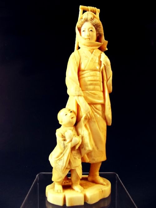 japanese meiji period ivory woman child okimono - CATEGORY: ANTIQUE MISCELLANEOUS - DATED 1890