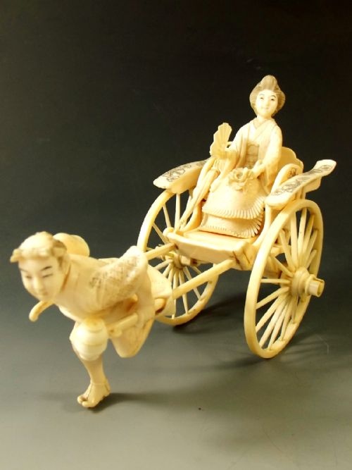 JAPANESE MEIJI PERIOD IVORY BIJIN IN RICKSHAW OKIMONO - ADDITIONAL PHOTO 1