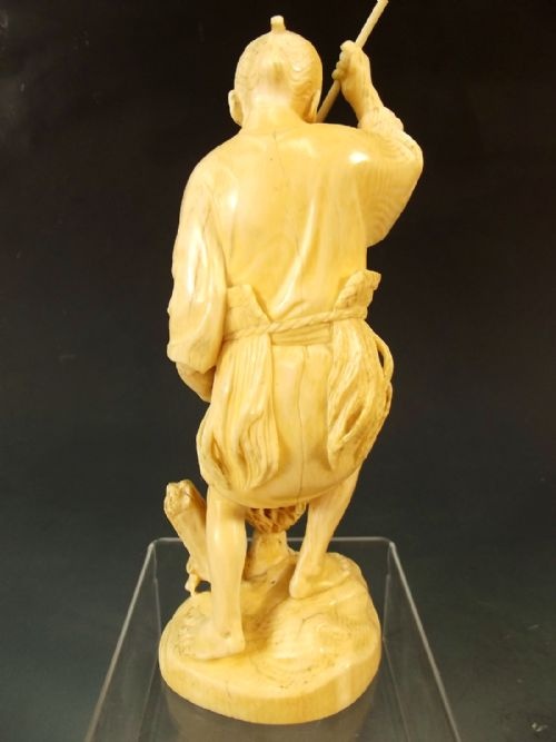 JAPANESE MEIJI PERIOD IVORY FISHERMAN OKIMONO - ADDITIONAL PHOTO 4