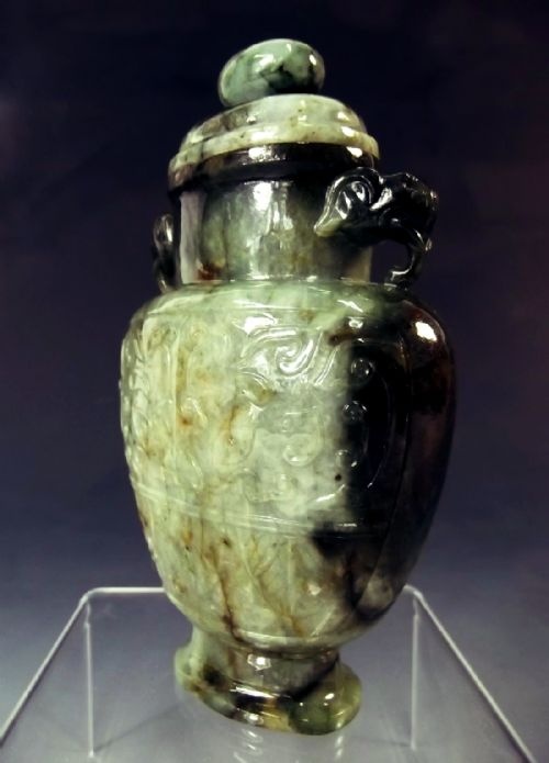 CHINESE CARVED JADE VASE COVER C1900 - ADDITIONAL PHOTO 1