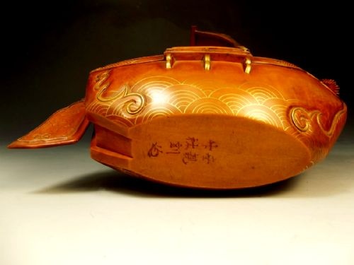 JAPANESE CARVED GILDED HARDWOOD TREASURE BOAT WITH 5 GODS MEIJI PERIOD - ADDITIONAL PHOTO 10