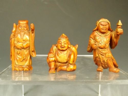 JAPANESE CARVED GILDED HARDWOOD TREASURE BOAT WITH 5 GODS MEIJI PERIOD - ADDITIONAL PHOTO 11