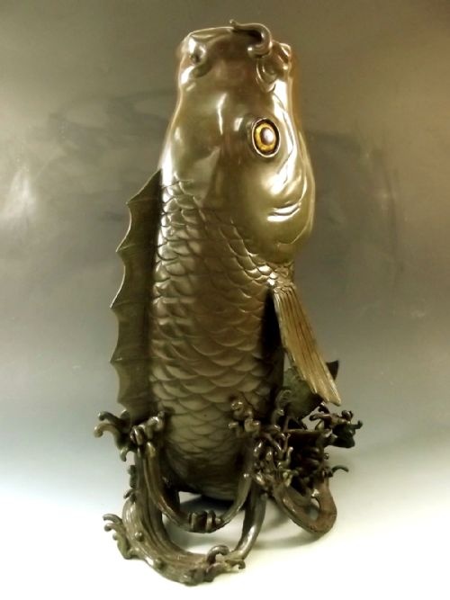 HUGE JAPANESE BRONZE FISH VASE TAISHO PERIOD - ADDITIONAL PHOTO 2